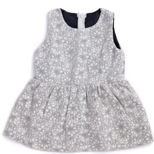 VESTIDO BORDADO KAOS CON FALDA ACAMPANADA EN COLOR GRIS