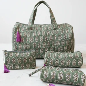 Set de Viaje con Bolsa y 3 Neceseres Estampado Indio Verde